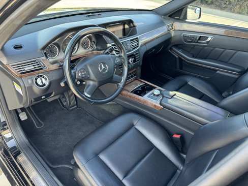 Used 2011 Mercedes-Benz E 350 Sedan image 32