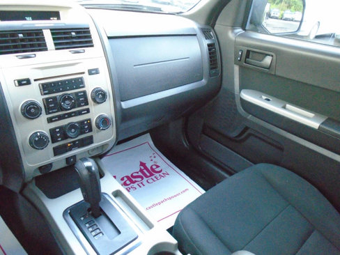 Used 2009 Ford Escape XLT image 11