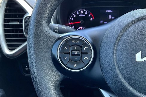 Used 2022 Kia Soul LX image 20