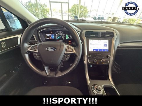Used 2020 Ford Fusion SE image 17