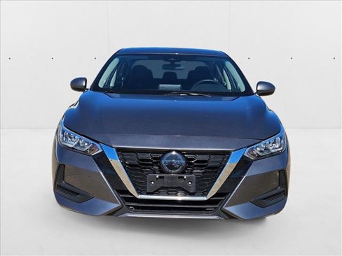 Used 2023 Nissan Sentra SV image 2