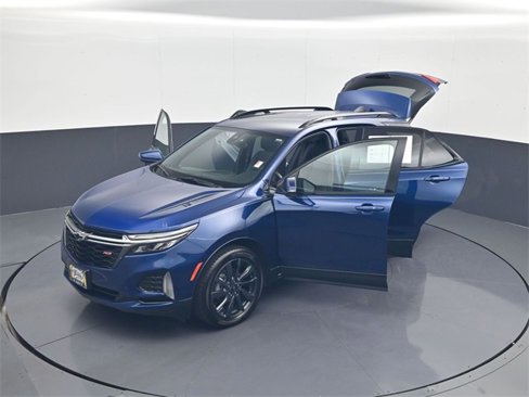Used 2022 Chevrolet Equinox RS w/ Infotainment Package image 30