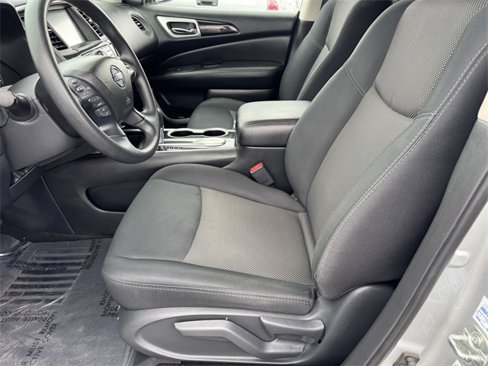 Used 2018 Nissan Pathfinder S image 14