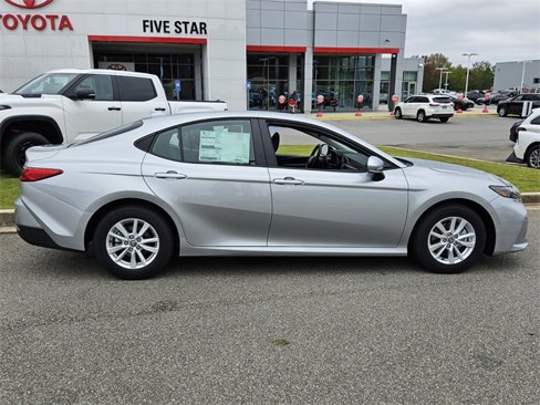 New 2026 Toyota Camry LE image 13