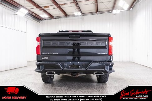 Used 2020 Chevrolet Silverado 1500 Custom w/ Custom Value Package image 5