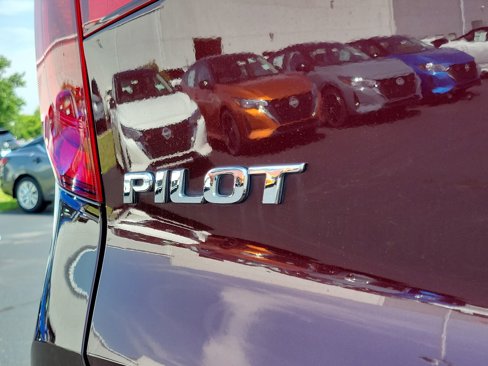 Used 2017 Honda Pilot EX image 6