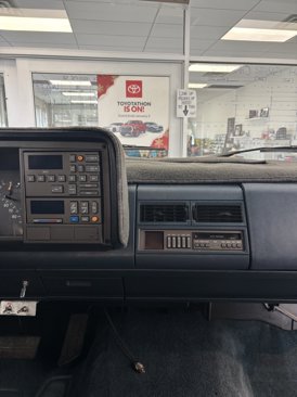 Used 1991 Chevrolet Silverado 3500 2WD Extended Cab image 12