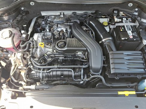 Certified 2022 Volkswagen Taos SE w/ Panoramic Sunroof Package image 29