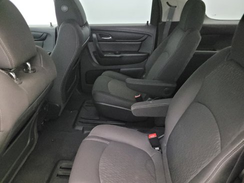 Used 2015 GMC Acadia SLE image 18