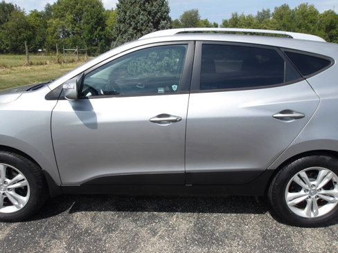 Used 2013 Hyundai Tucson GLS image 29