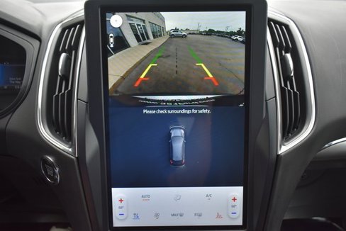 Used 2022 Ford Edge Titanium w/ Equipment Group 301A image 28