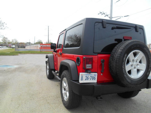 Used 2018 Jeep Wrangler Sport image 2