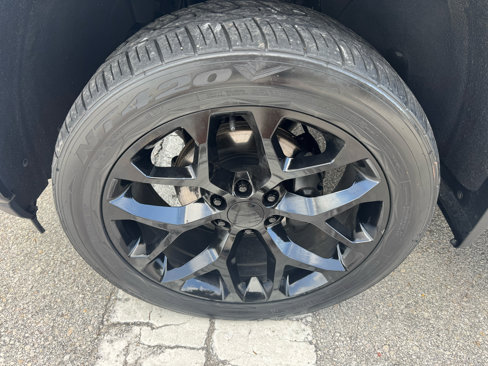 Used 2019 Chevrolet Silverado 1500 LTZ w/ LTZ Plus Package image 9