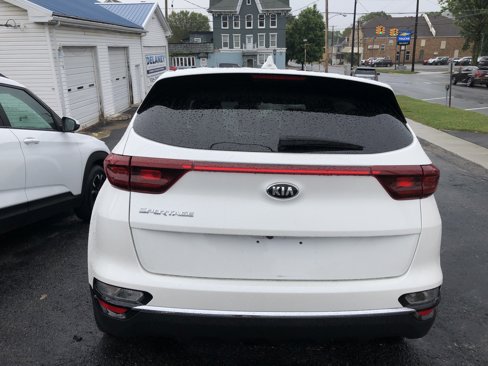Used 2022 Kia Sportage LX image 7