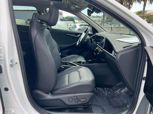 Used 2023 Kia Niro Wave image 34