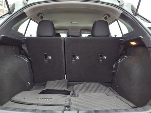 Used 2021 Nissan Kicks S image 21