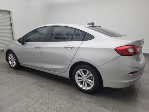 Used 2019 Chevrolet Cruze LS w/ LS Convenience Package image 3