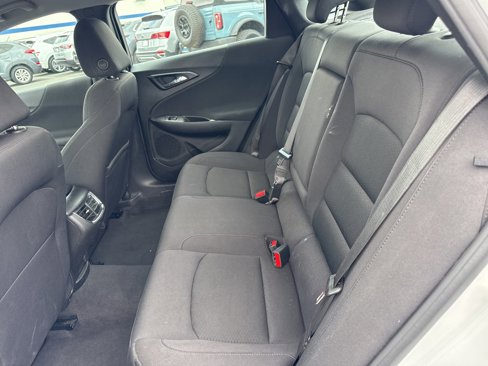 Used 2023 Chevrolet Malibu LT image 9