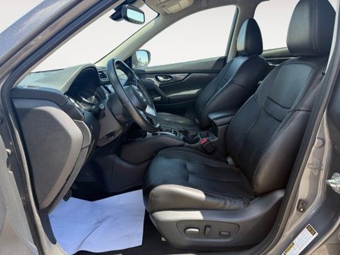 Used 2019 Nissan Rogue SL image 9