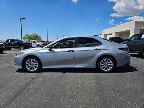 Used 2023 Toyota Camry LE image 9