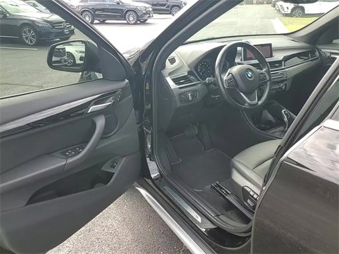 Used 2020 BMW X1 xDrive28i image 12