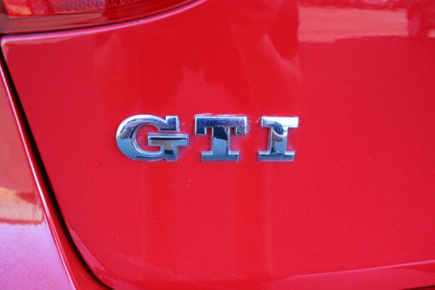 Used 2009 Volkswagen GTI 2-Door image 25
