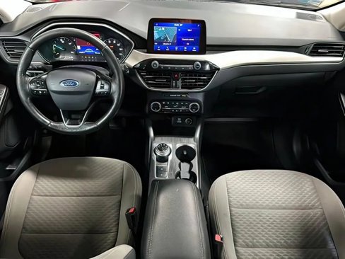 Used 2021 Ford Escape SE w/ Cold Weather Package image 14