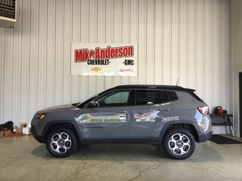 Used 2022 Jeep Compass Trailhawk w/ Trailhawk Convenience Group image 2