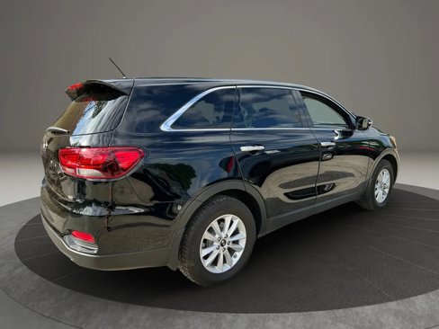 Used 2019 Kia Sorento L image 7