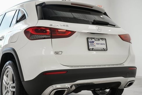 Used 2021 Mercedes-Benz GLA 250 image 9