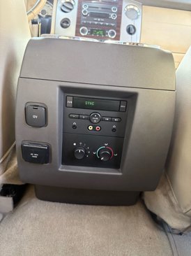Used 2014 Ford Expedition XLT w/ Equipment Group 202A image 30