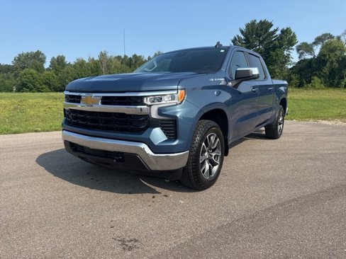 Used 2024 Chevrolet Silverado 1500 LT image 1