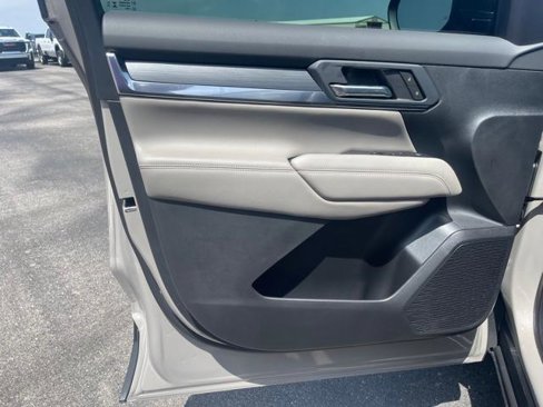 New 2026 GMC Terrain Elevation image 16