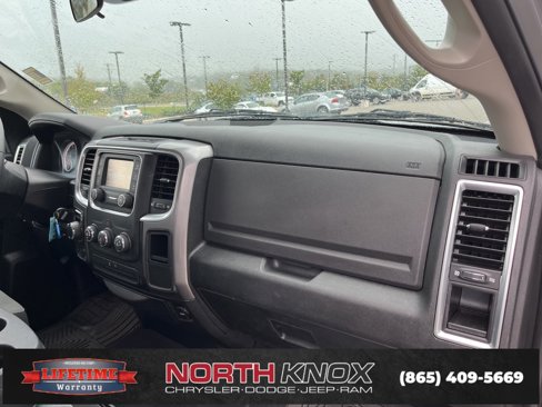 Used 2021 RAM 1500 Classic SLT image 30