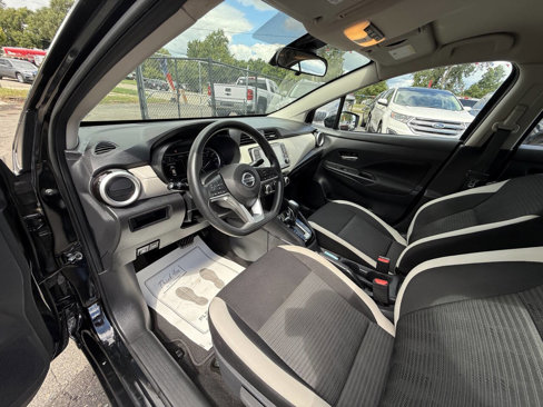 Used 2021 Nissan Versa SV image 9