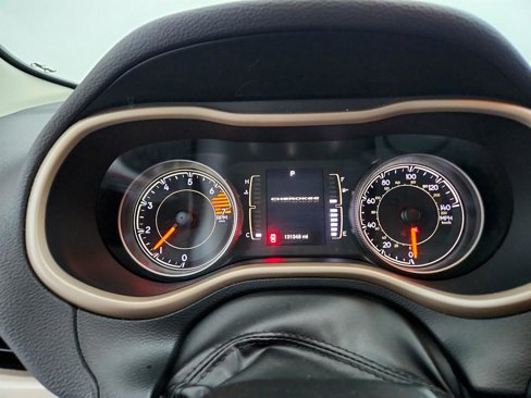 Used 2017 Jeep Cherokee Latitude image 15