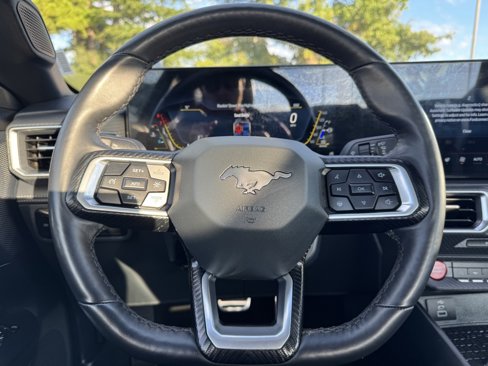 Used 2024 Ford Mustang Premium image 14