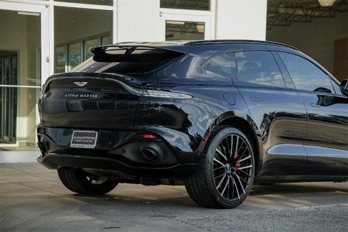 Used 2023 Aston Martin DBX image 8