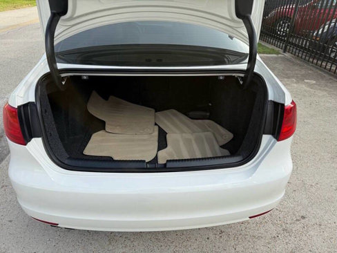 Used 2014 Volkswagen Jetta TDI image 23