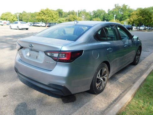 Used 2020 Subaru Legacy Premium image 4