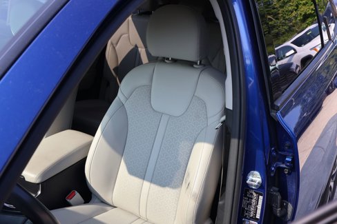 Used 2022 Kia Sorento S image 24
