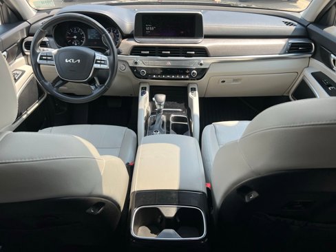 Used 2022 Kia Telluride EX w/ EX Premium Package image 26