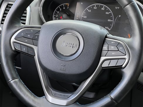 Used 2018 Jeep Grand Cherokee Laredo image 21
