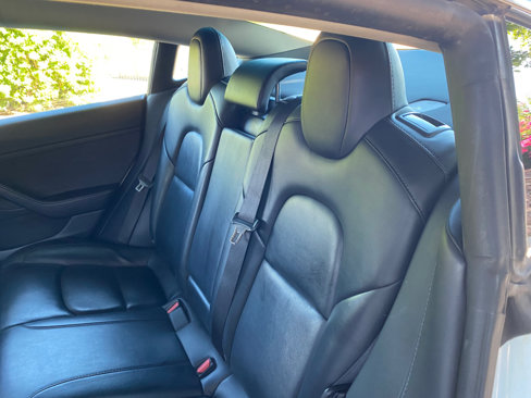 Used 2022 Tesla Model 3 image 30