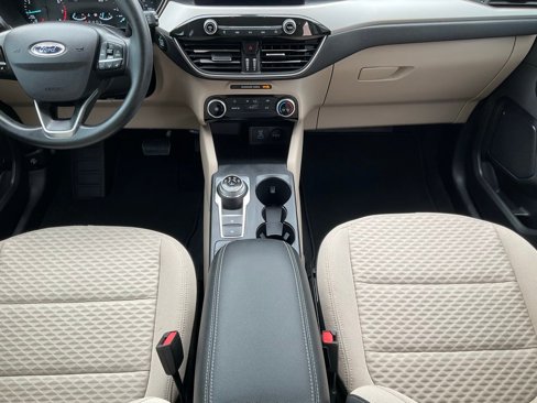 Used 2022 Ford Escape SE image 30