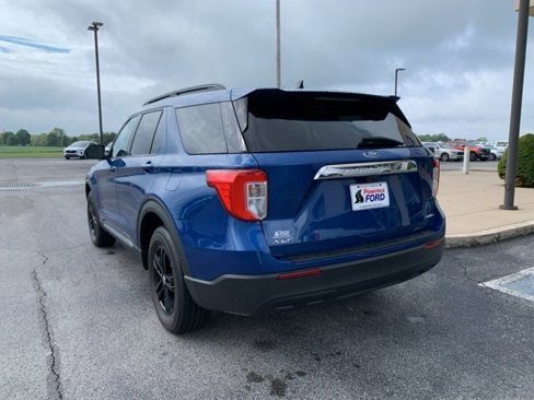 Used 2022 Ford Explorer XLT image 7