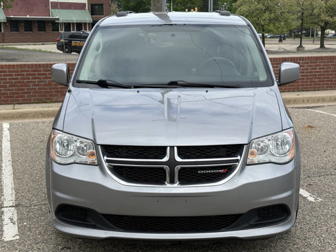 Used 2012 Dodge Grand Caravan SXT image 6