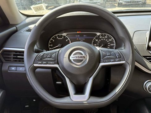 Certified 2022 Nissan Altima 2.5 SV image 14