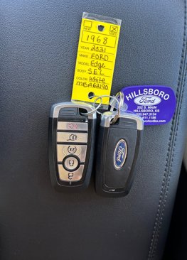 Certified 2021 Ford Edge SEL w/ Convenience Package image 39