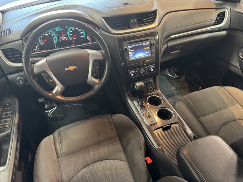 Used 2017 Chevrolet Traverse LT image 40
